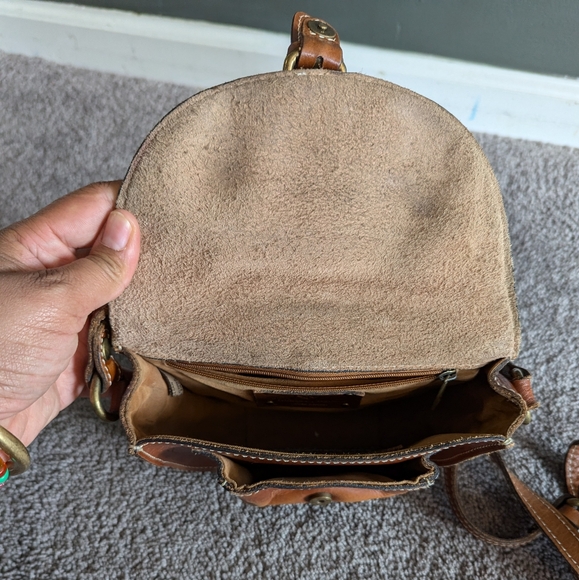 Patricia Nash Barcelona Saddle Bag - Picture 9 of 10